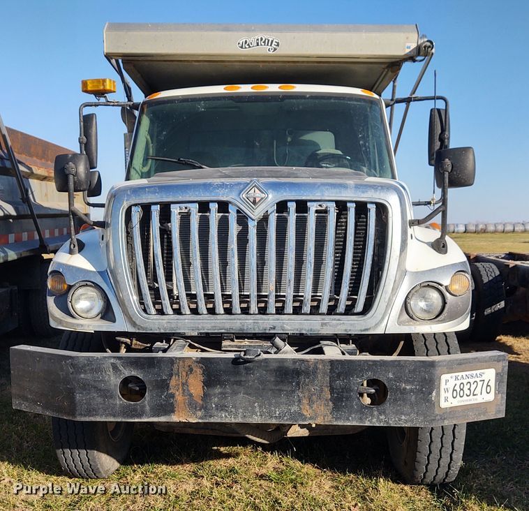 image for item FY9793 2009 International 7500  dump truck