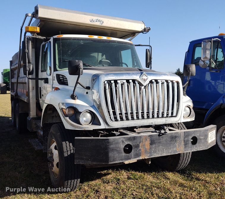 image for item FY9793 2009 International 7500  dump truck