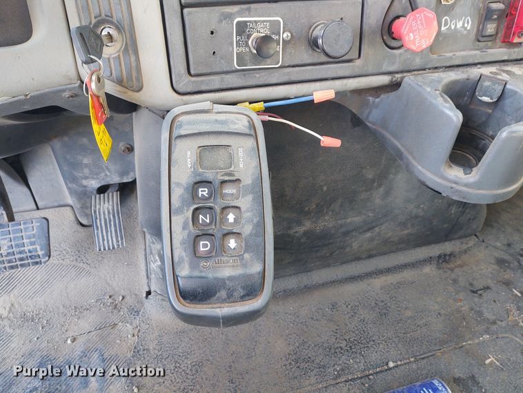 image for item FY9793 2009 International 7500  dump truck