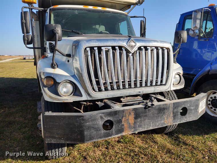 image for item FY9793 2009 International 7500  dump truck
