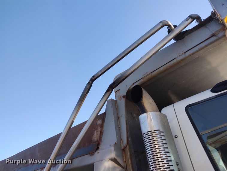 image for item FY9793 2009 International 7500  dump truck