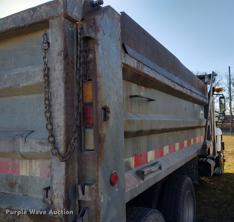 image for item FY9793 2009 International 7500  dump truck