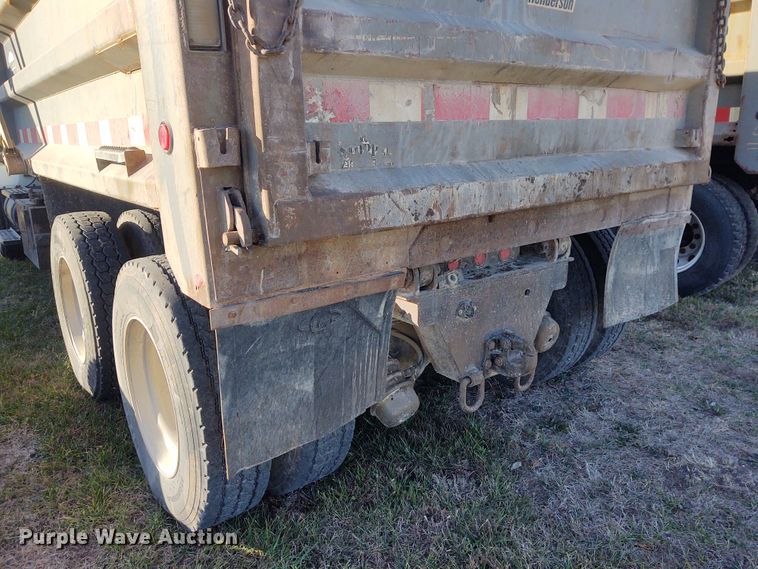 image for item FY9793 2009 International 7500  dump truck