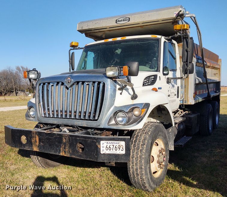 image for item FY9794 2009 International 7500  dump truck