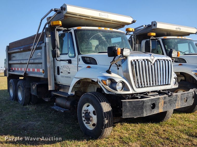 image for item FY9794 2009 International 7500  dump truck