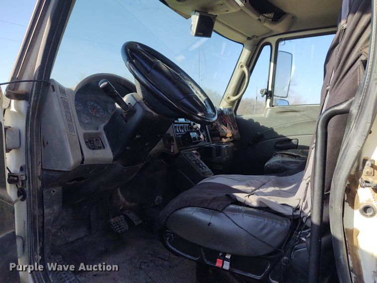 image for item FY9794 2009 International 7500  dump truck