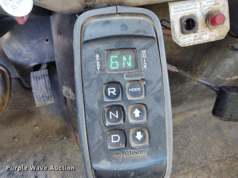 image for item FY9794 2009 International 7500  dump truck