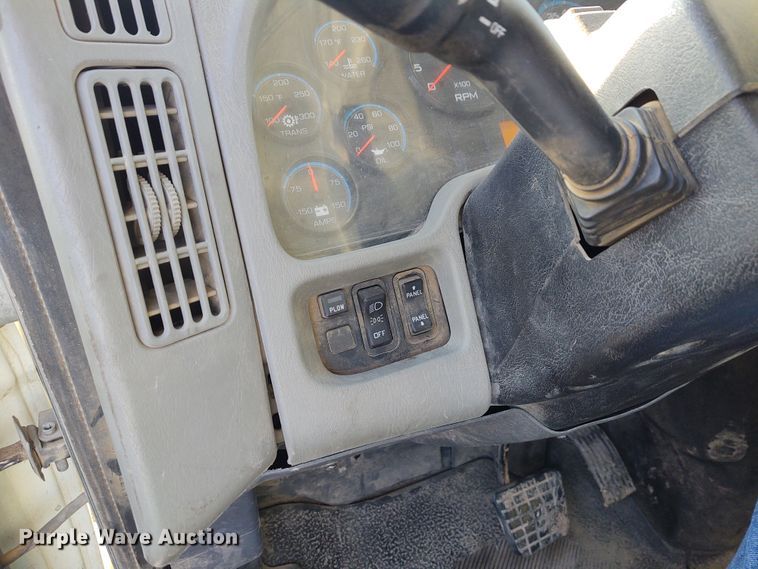 image for item FY9794 2009 International 7500  dump truck