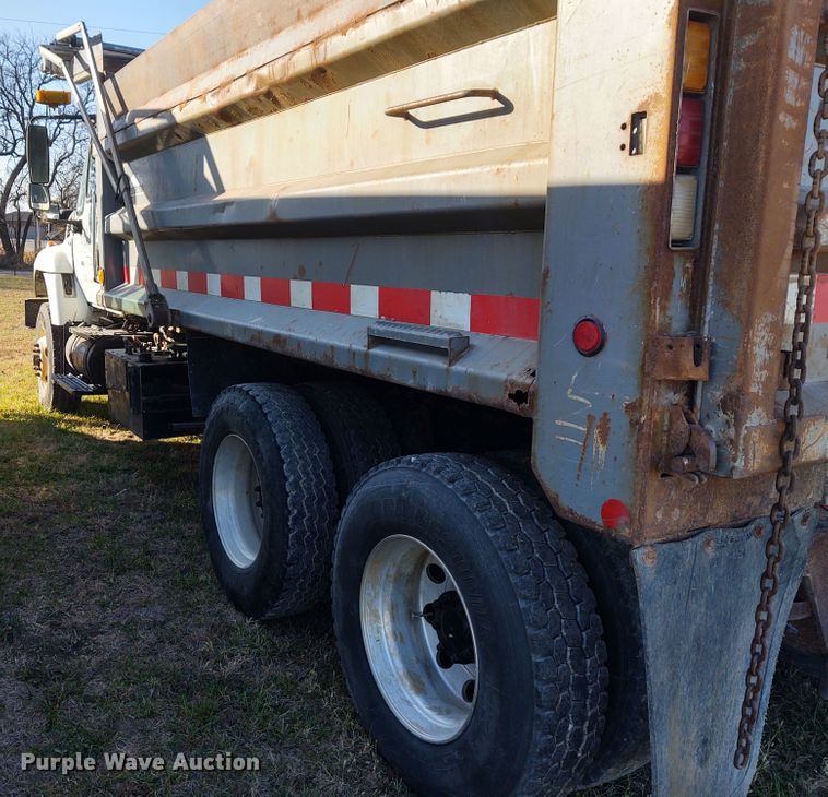 image for item FY9794 2009 International 7500  dump truck