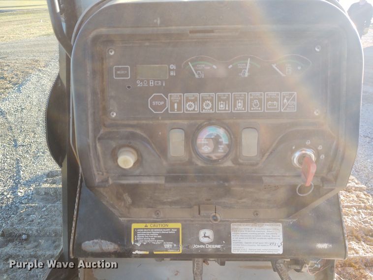 image for item FY9803 2004 John Deere 650H XLT  dozer