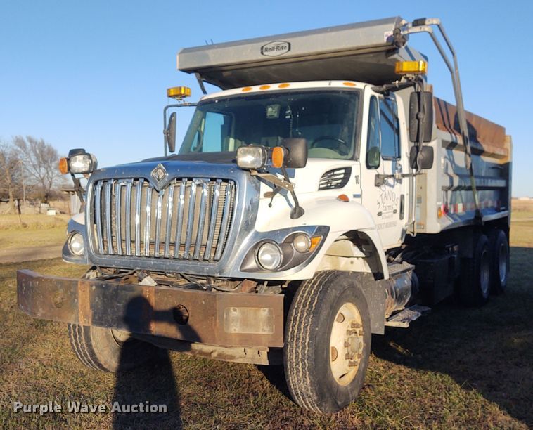 image for item FY9804 2009 International 7500  dump truck
