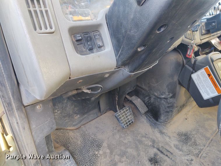 image for item FY9804 2009 International 7500  dump truck