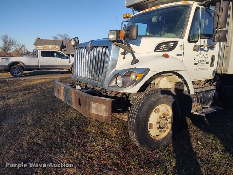 image for item FY9804 2009 International 7500  dump truck