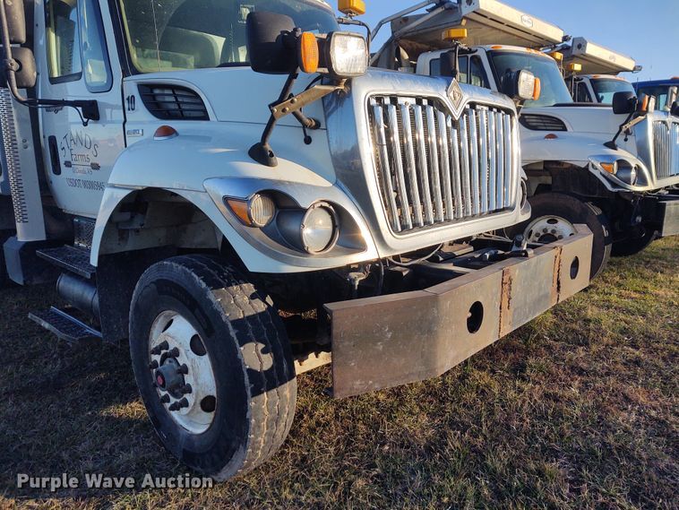image for item FY9804 2009 International 7500  dump truck