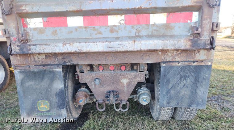 image for item FY9804 2009 International 7500  dump truck