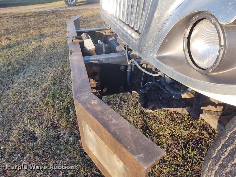 image for item FY9804 2009 International 7500  dump truck