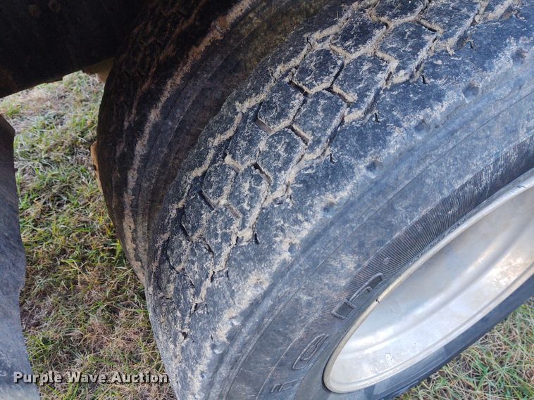 image for item FY9804 2009 International 7500  dump truck