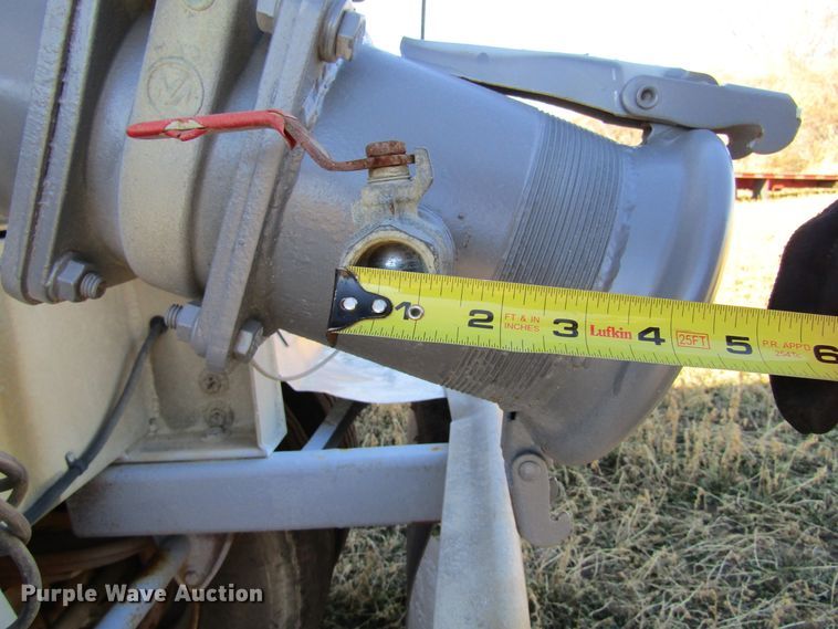 image for item GC9774 1975 Walker tank trailer