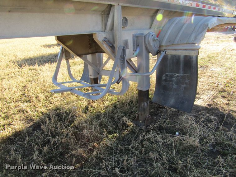 image for item GC9774 1975 Walker tank trailer