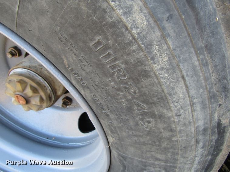 image for item GC9774 1975 Walker tank trailer