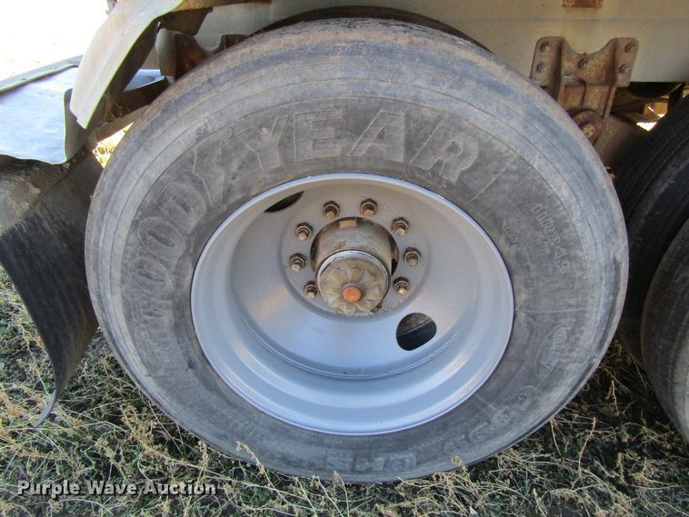 image for item GC9774 1975 Walker tank trailer