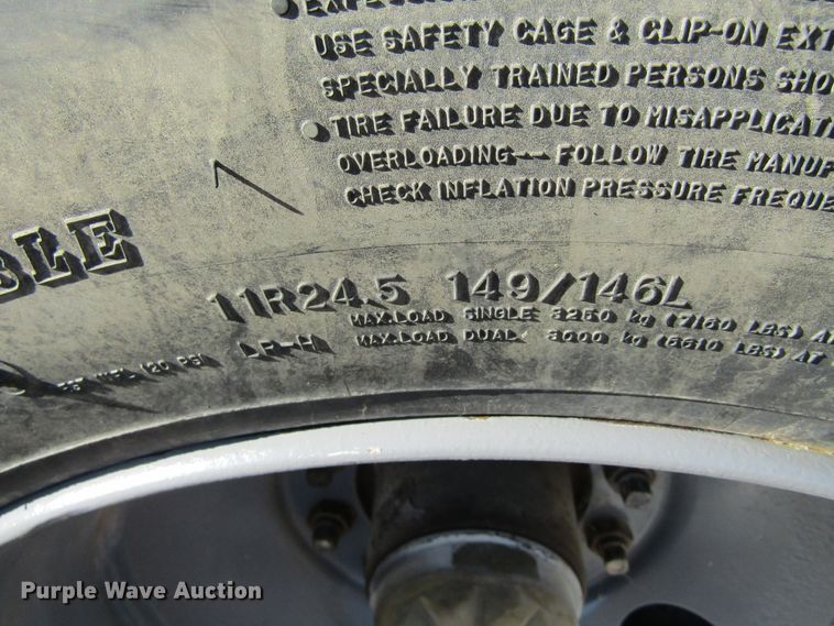 image for item GC9774 1975 Walker tank trailer