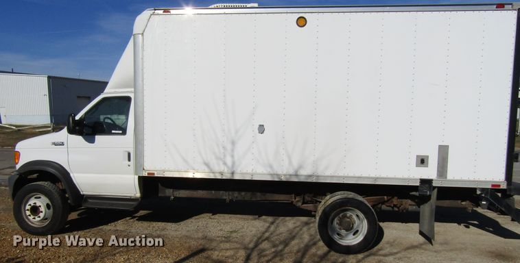 image for item GC9781 2003 Ford Econoline E550  sewer inspection truck