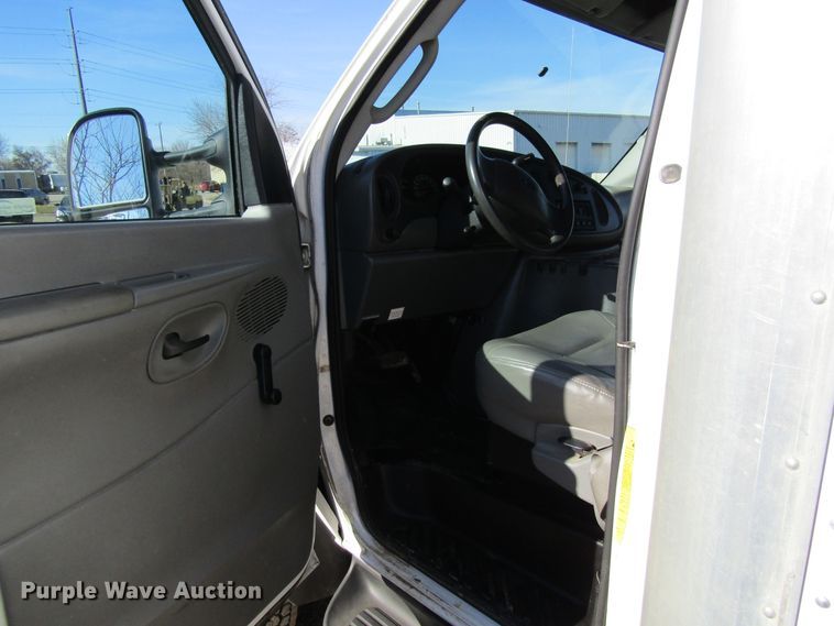 image for item GC9781 2003 Ford Econoline E550  sewer inspection truck