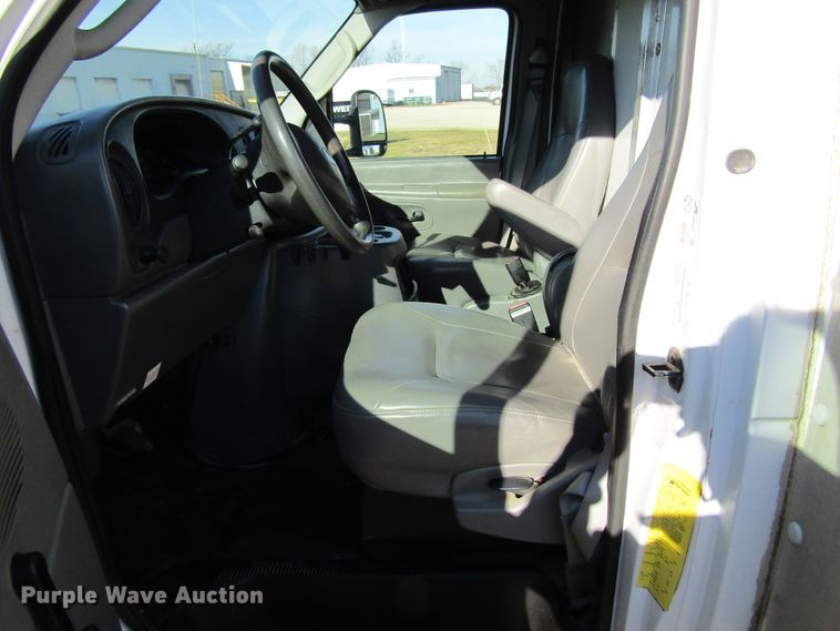 image for item GC9781 2003 Ford Econoline E550  sewer inspection truck