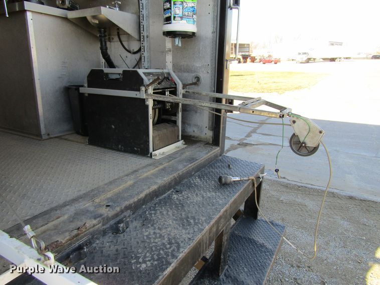 image for item GC9781 2003 Ford Econoline E550  sewer inspection truck