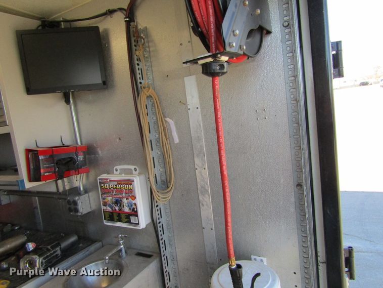 image for item GC9781 2003 Ford Econoline E550  sewer inspection truck