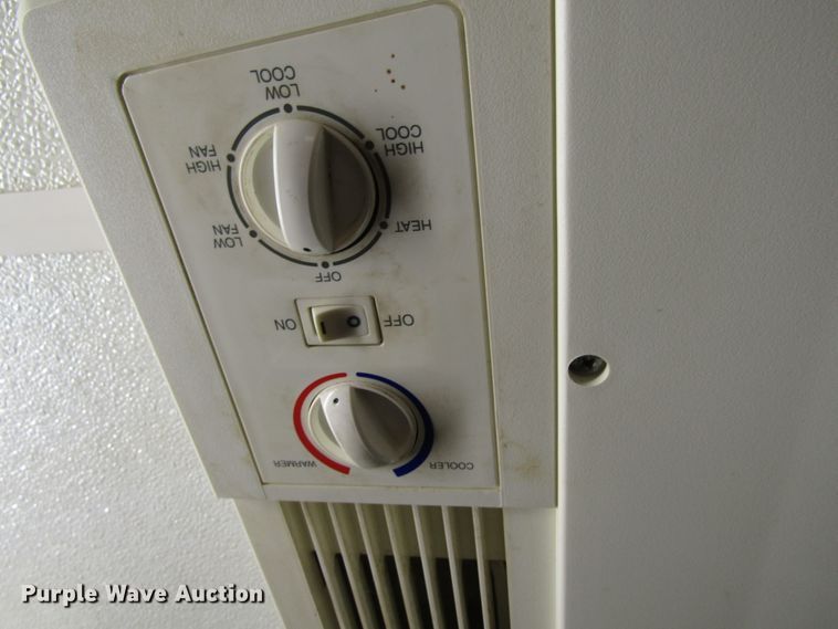 image for item GC9781 2003 Ford Econoline E550  sewer inspection truck