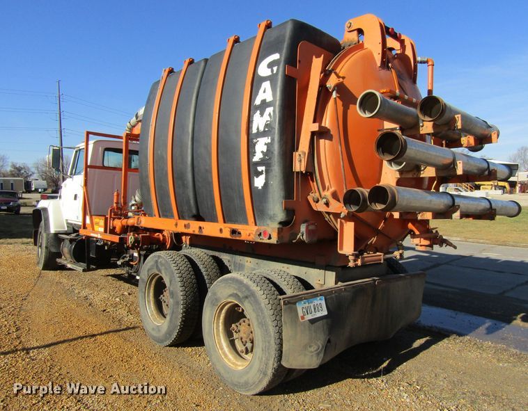 image for item GC9782 1996 Ford L8000  sewer jetter truck