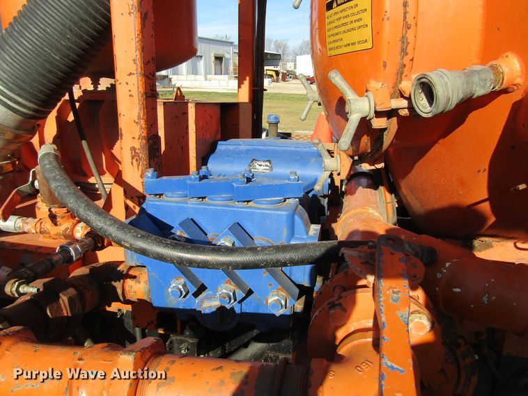 image for item GC9782 1996 Ford L8000  sewer jetter truck