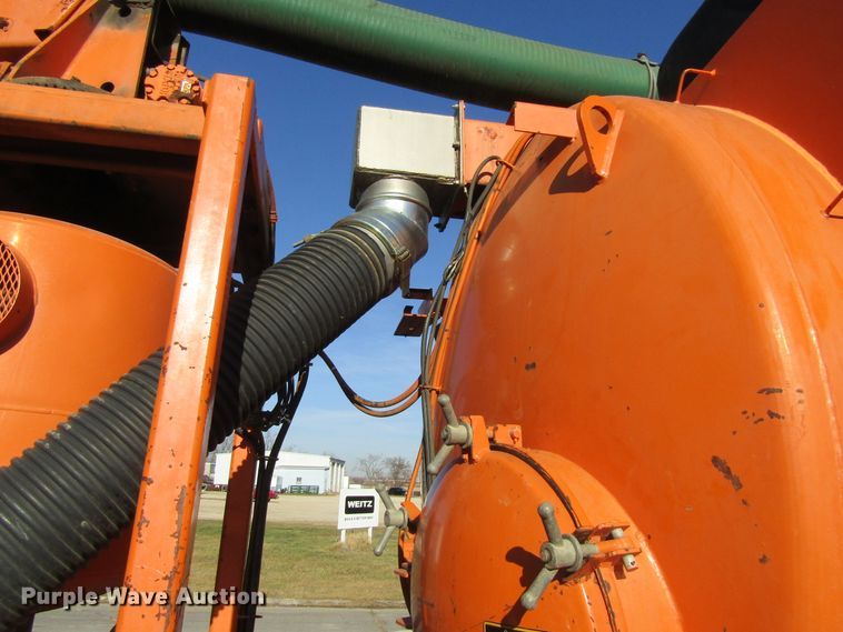 image for item GC9782 1996 Ford L8000  sewer jetter truck