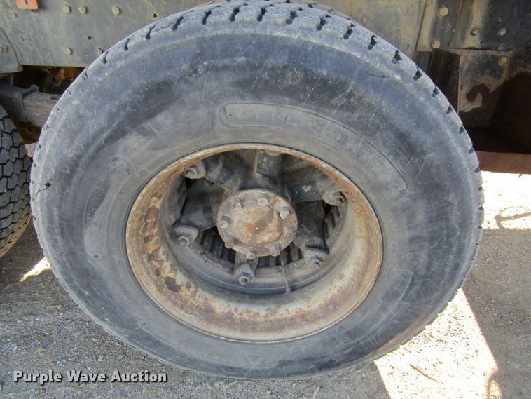 image for item GC9782 1996 Ford L8000  sewer jetter truck