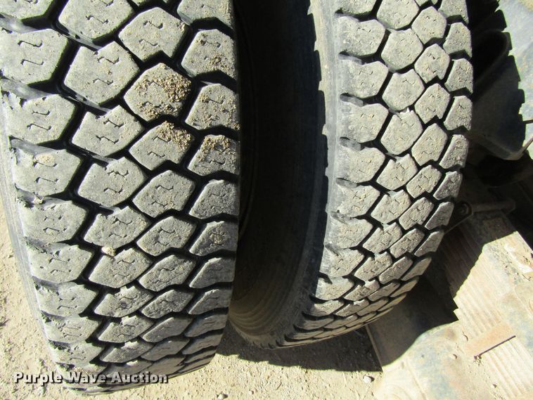 image for item GC9782 1996 Ford L8000  sewer jetter truck