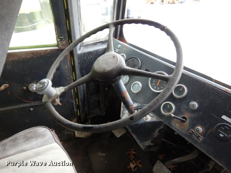 image for item GH9045 1980 Euclid 215FD  haul truck