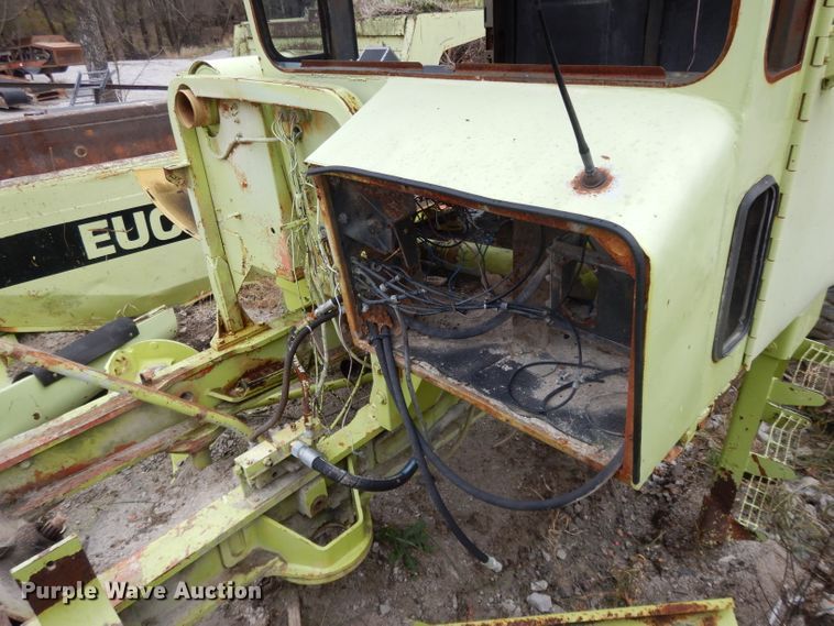 image for item GH9045 1980 Euclid 215FD  haul truck