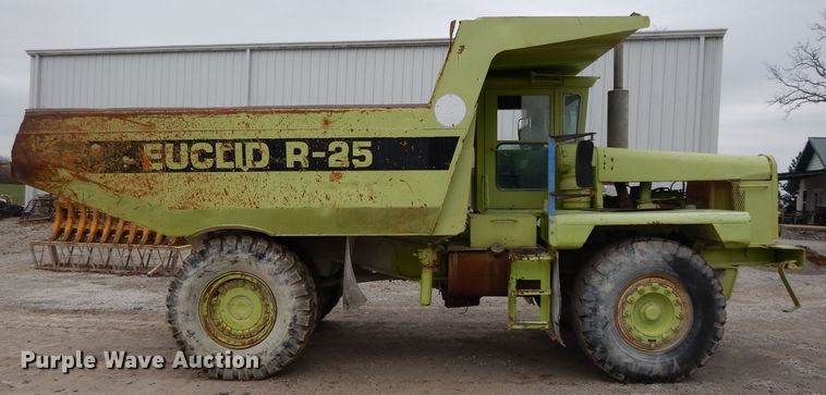 image for item GH9047 1979 Euclid 215FD  haul truck