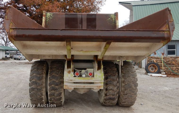 image for item GH9047 1979 Euclid 215FD  haul truck