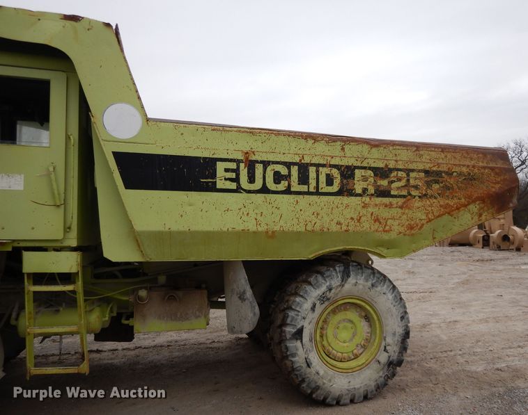 image for item GH9047 1979 Euclid 215FD  haul truck