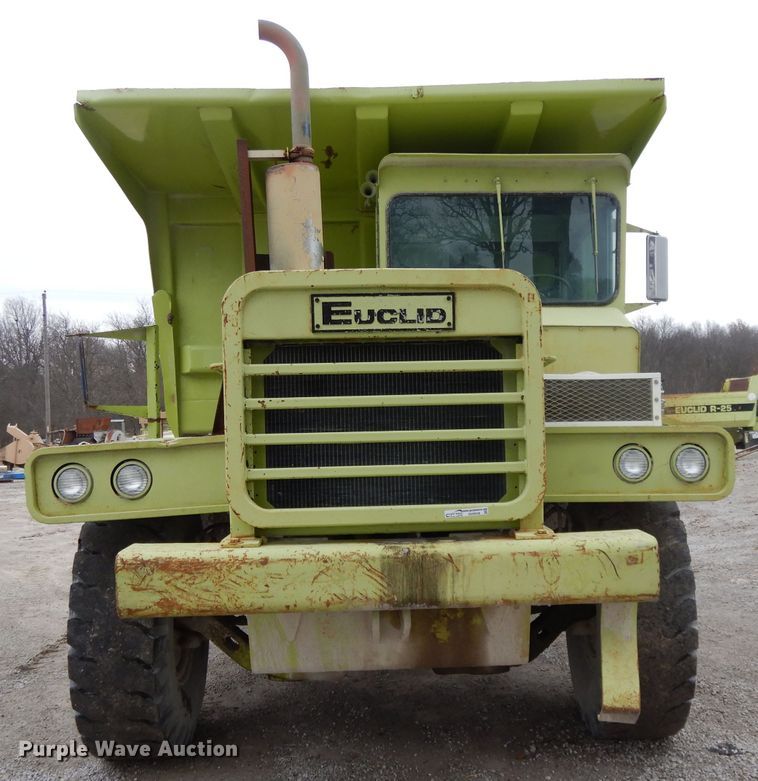 image for item GH9048 1979 Euclid 215FD haul truck