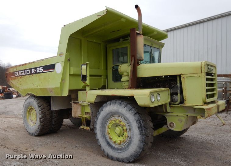 image for item GH9048 1979 Euclid 215FD haul truck