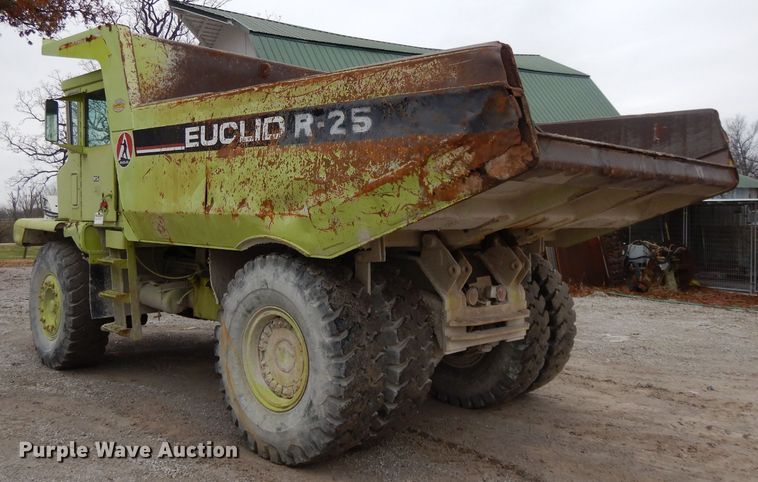 image for item GH9048 1979 Euclid 215FD haul truck