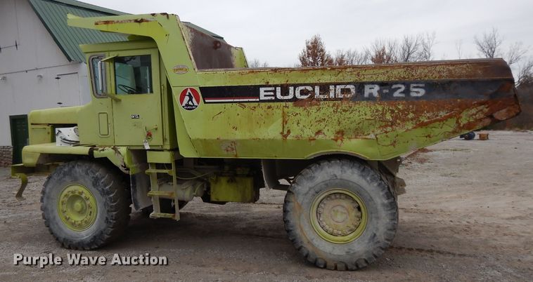 image for item GH9048 1979 Euclid 215FD haul truck