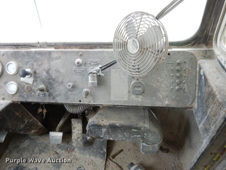 image for item GH9048 1979 Euclid 215FD haul truck