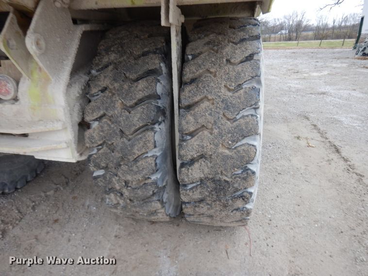 image for item GH9048 1979 Euclid 215FD haul truck