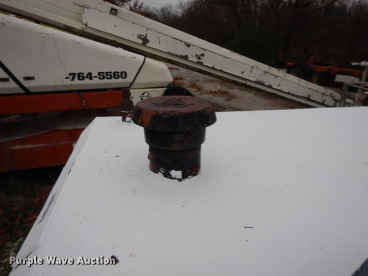 image for item GH9049 Con Vault fuel tank