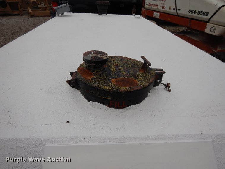 image for item GH9049 Con Vault fuel tank